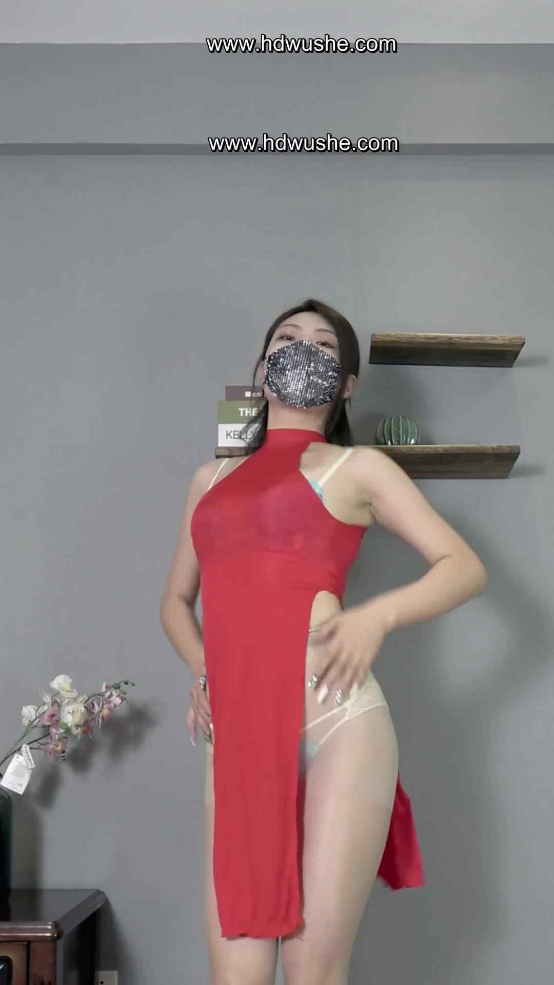 4